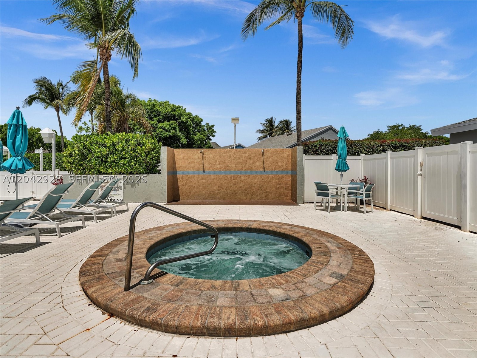 COUNTRY WALK PATIO HOMES - Residential