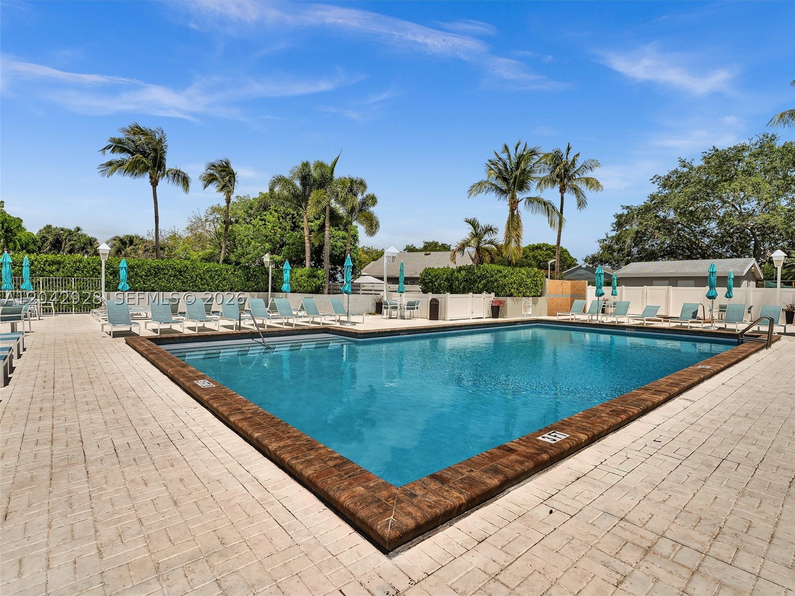 COUNTRY WALK PATIO HOMES - Residential
