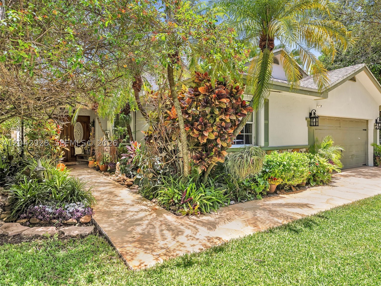 COUNTRY WALK PATIO HOMES - Residential