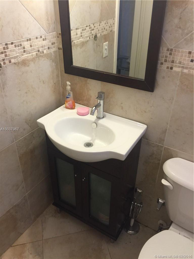 Driftwood Estates 2 43-4 - Residential Lease