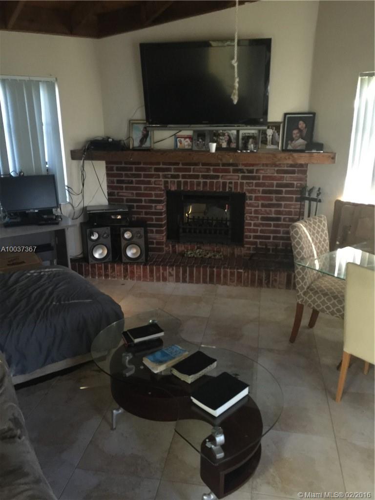 Driftwood Estates 2 43-4 - Residential Lease