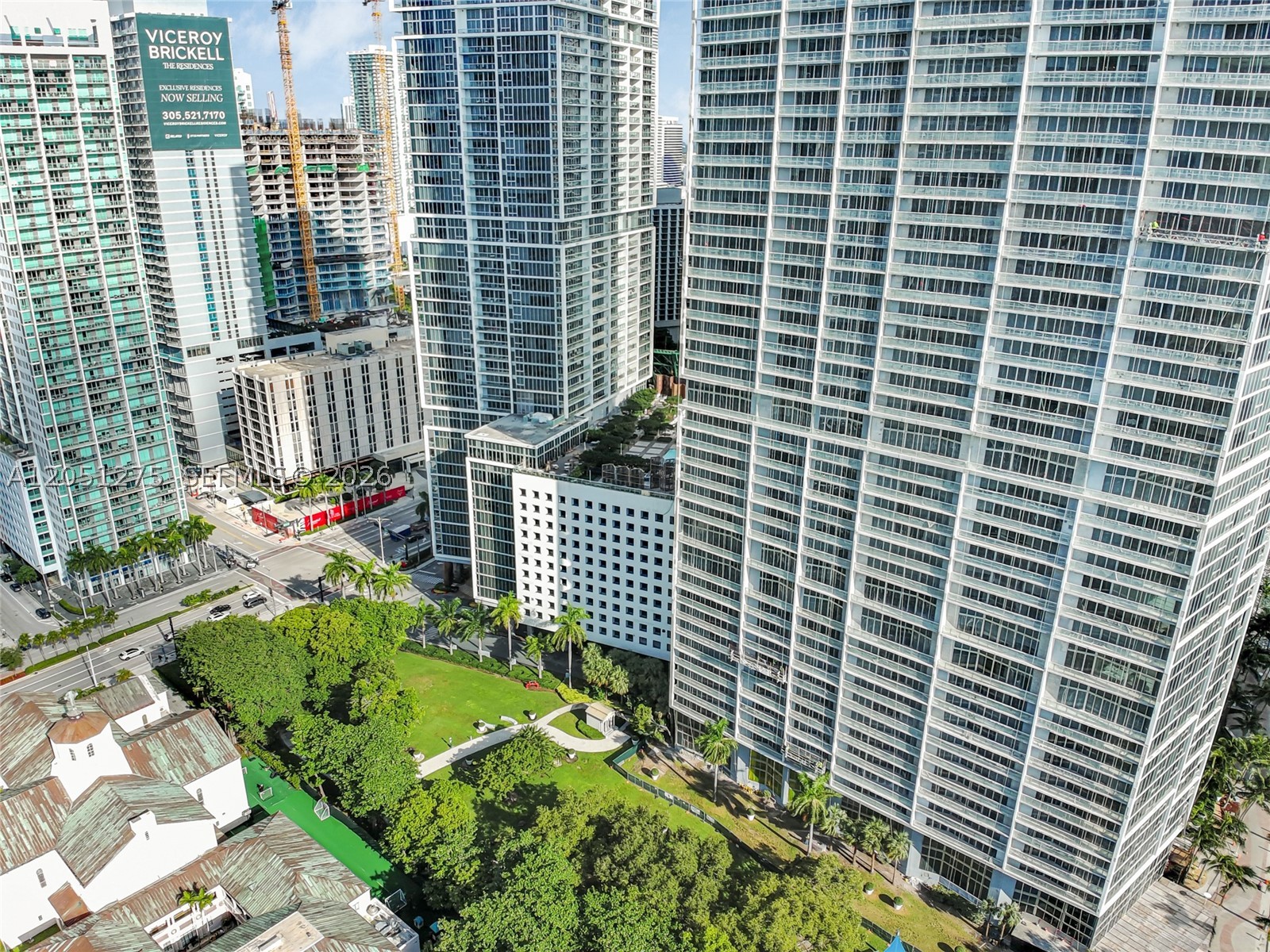 ICONBRICKELL CONDO NO 1 - Residential
