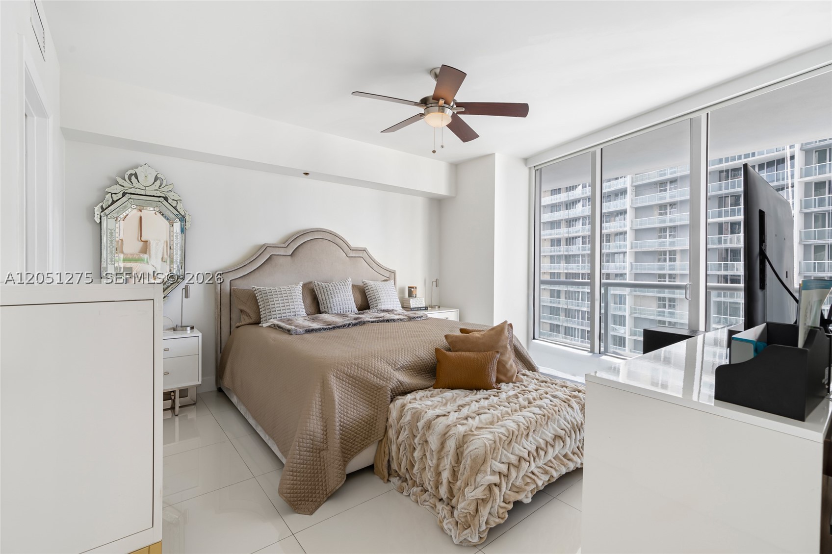 ICONBRICKELL CONDO NO 1 - Residential