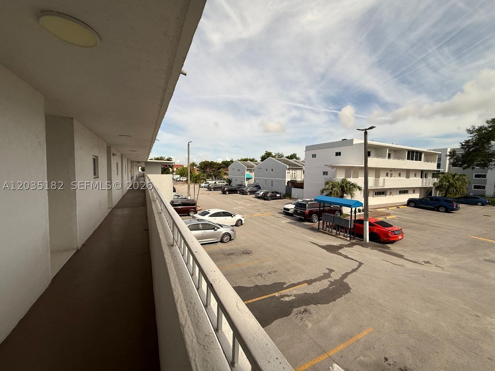 SAVANNAH APARTMENTS CONDO - Residential Lease