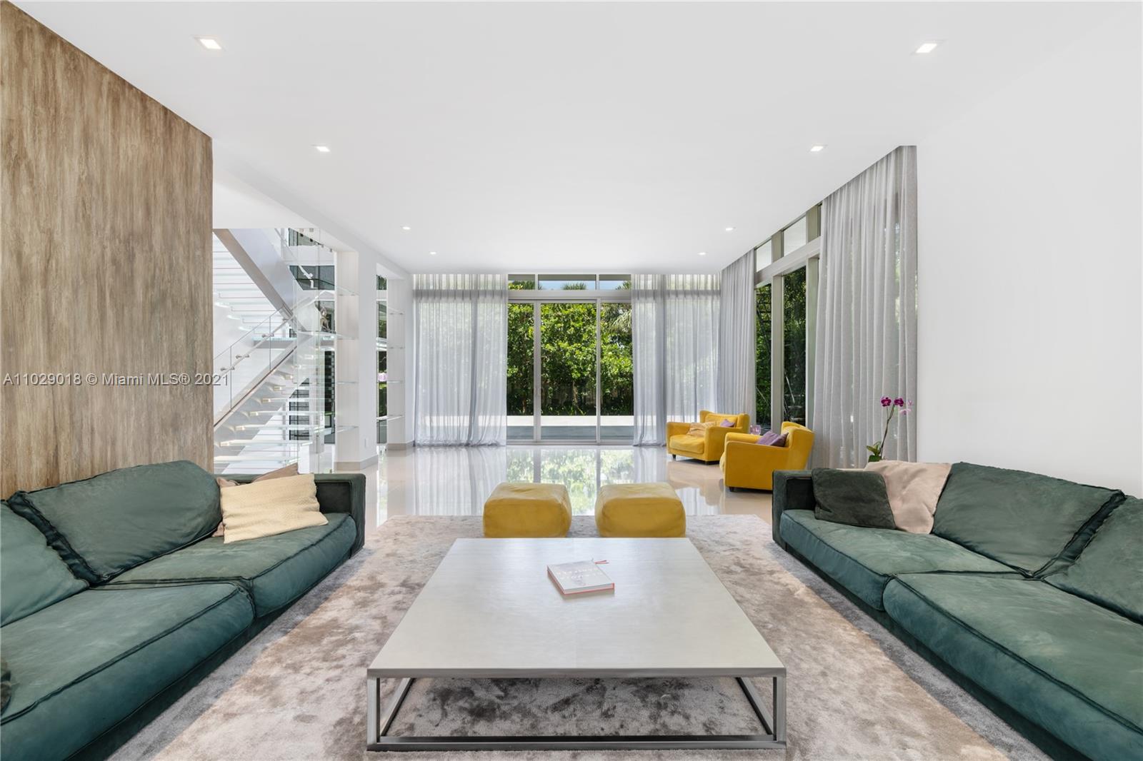 OCEANA KEY BISCAYNE CONDO - Residential