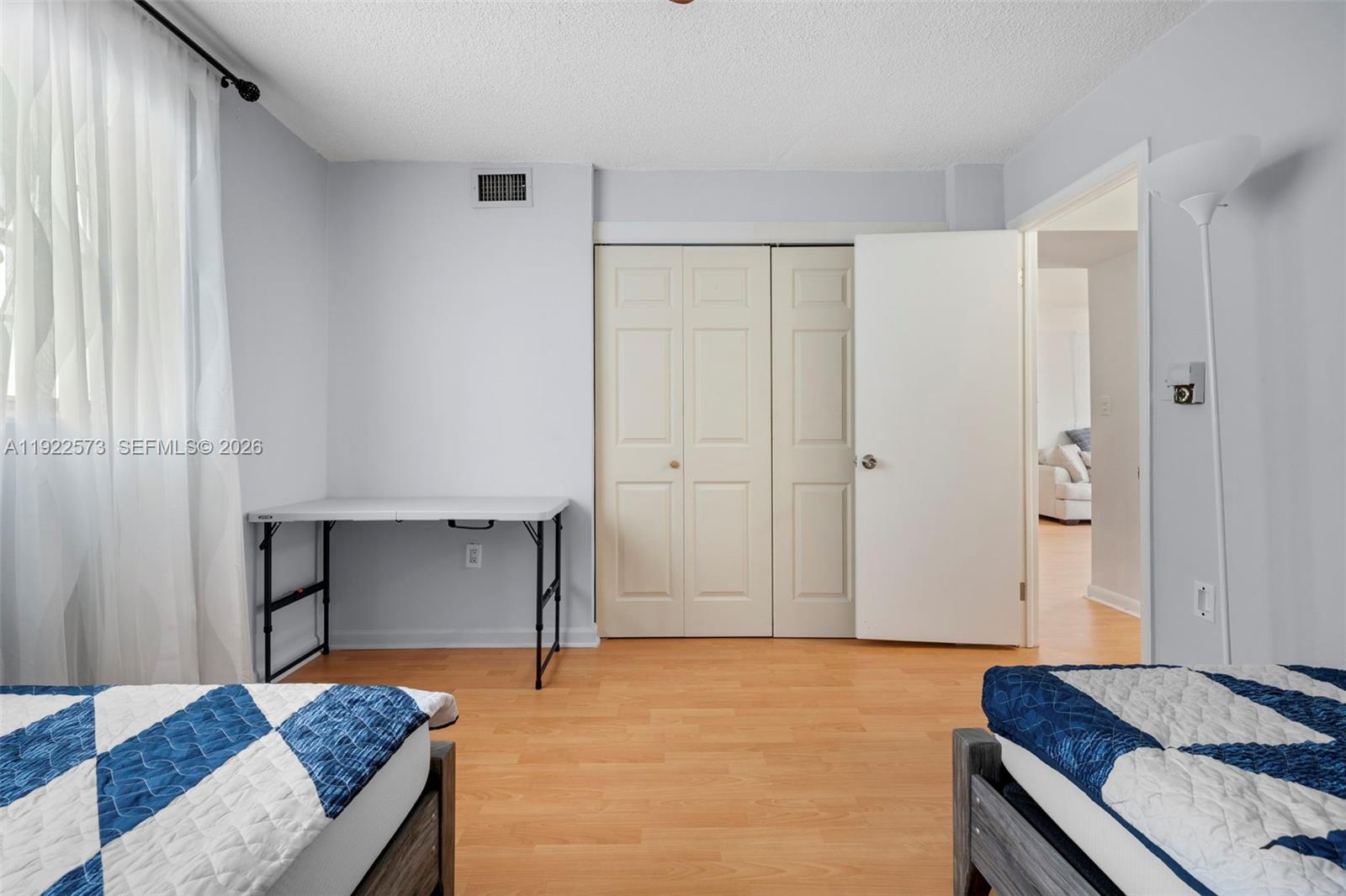 EDEN ISLES CONDO PART 1 - Residential