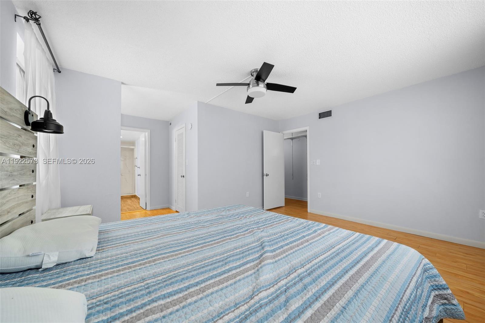 EDEN ISLES CONDO PART 1 - Residential