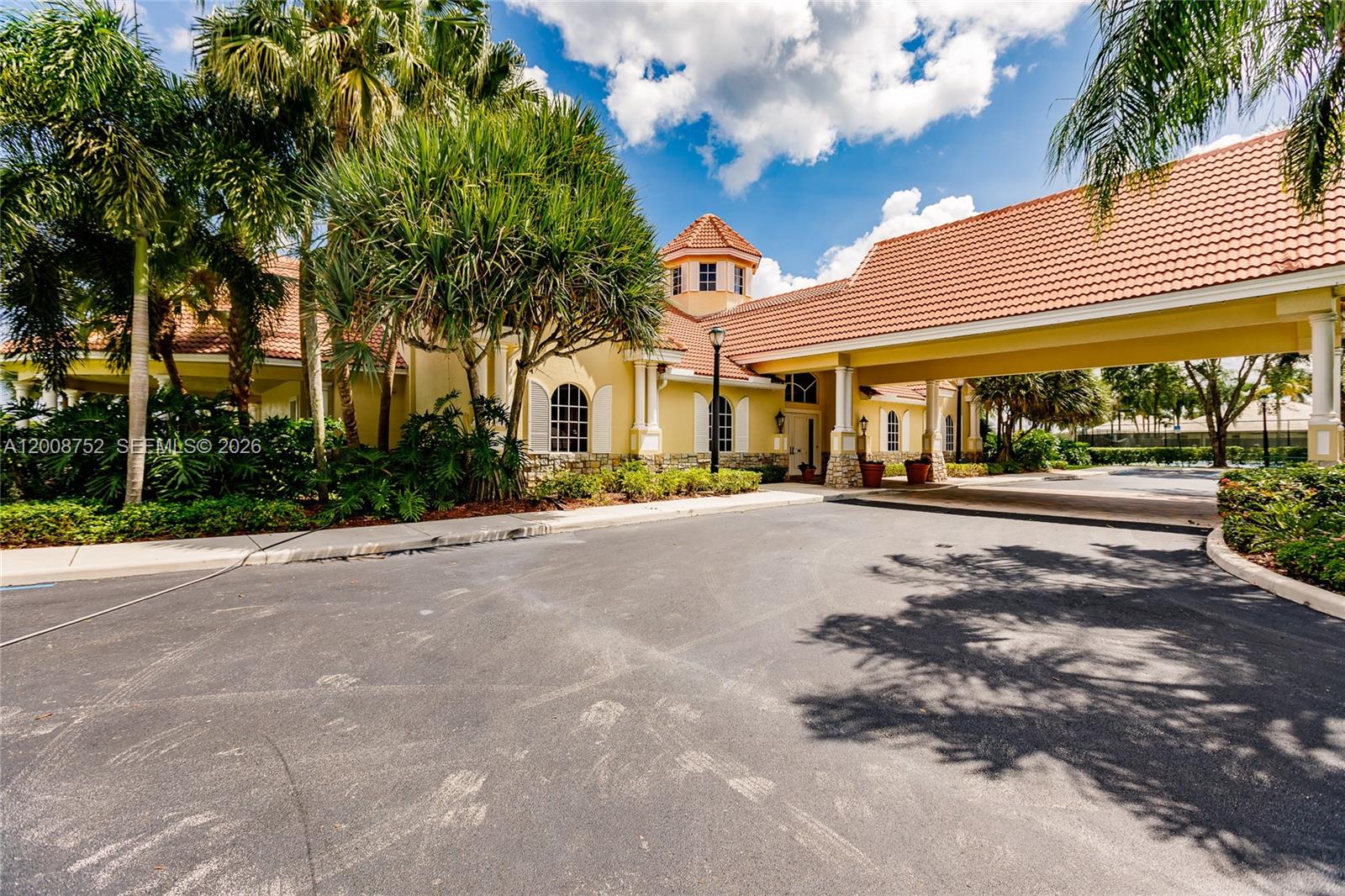 STONEBROOK ESTATES - Residential