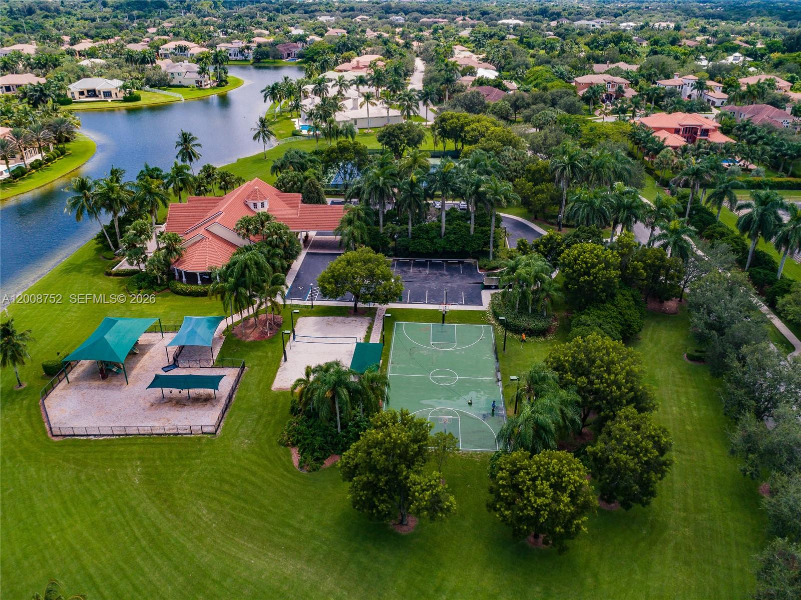 STONEBROOK ESTATES - Residential