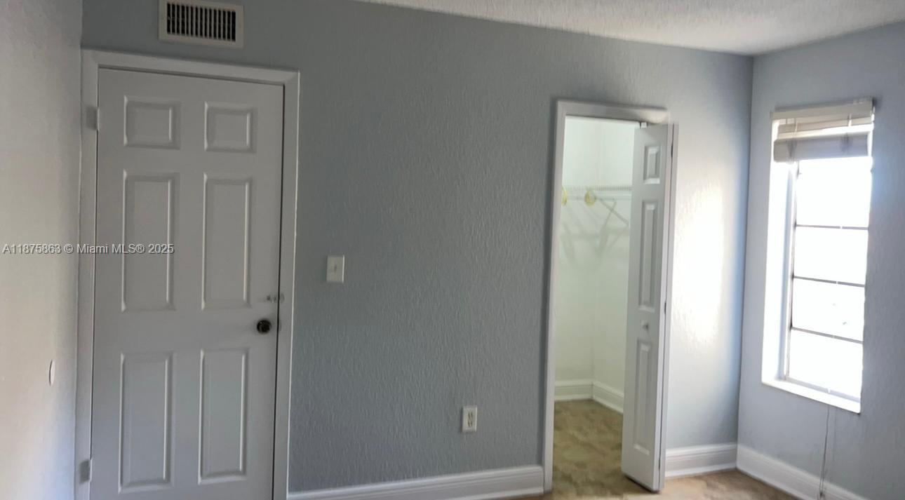 BELLA VENEZIA CONDO - Residential Lease