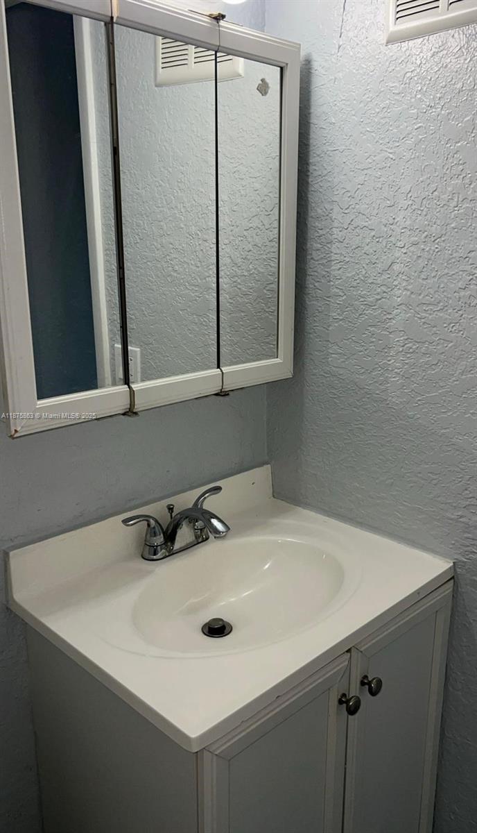 BELLA VENEZIA CONDO - Residential Lease