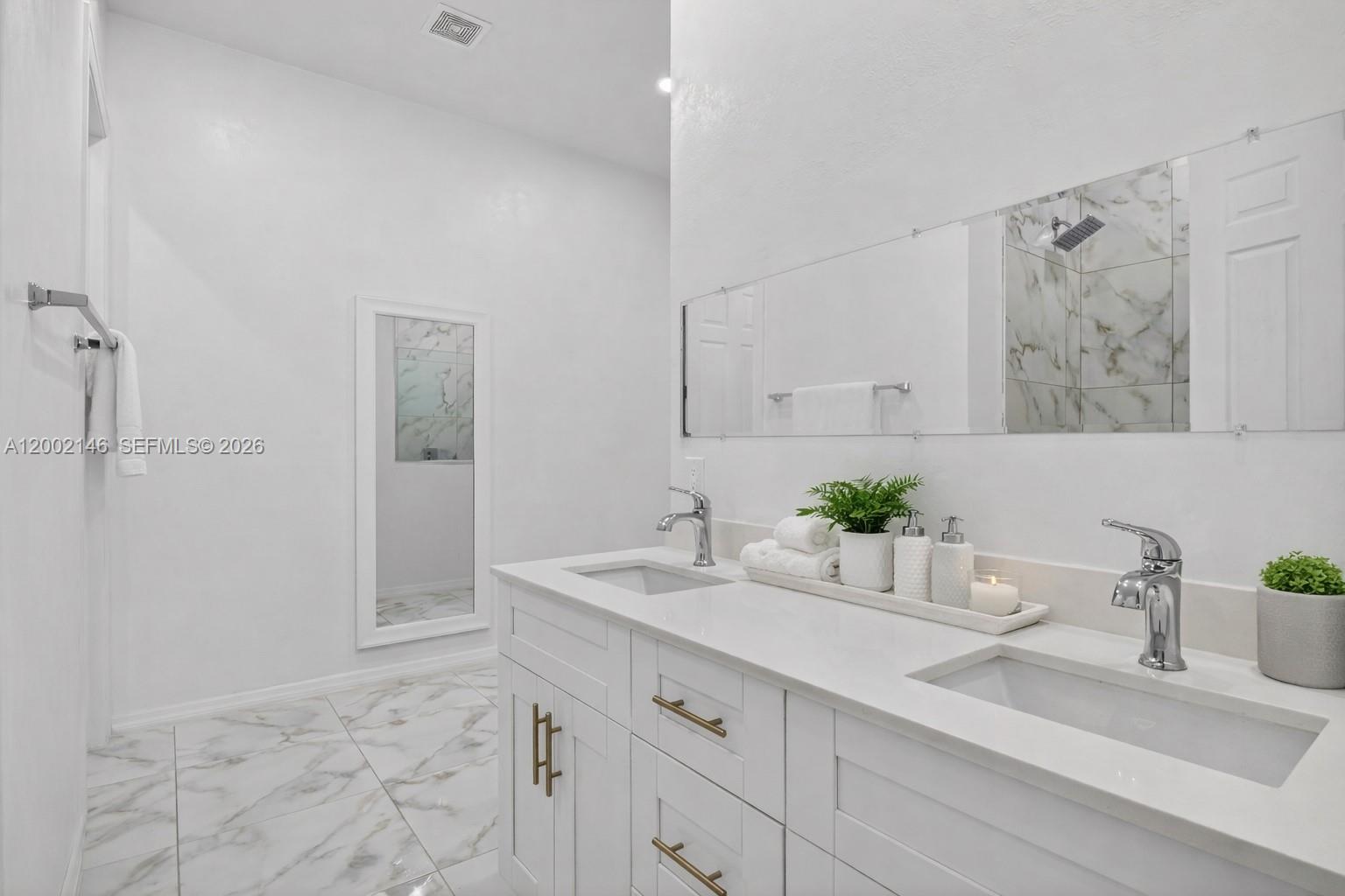 LEHIGH ACRES UNIT 10 - Residential