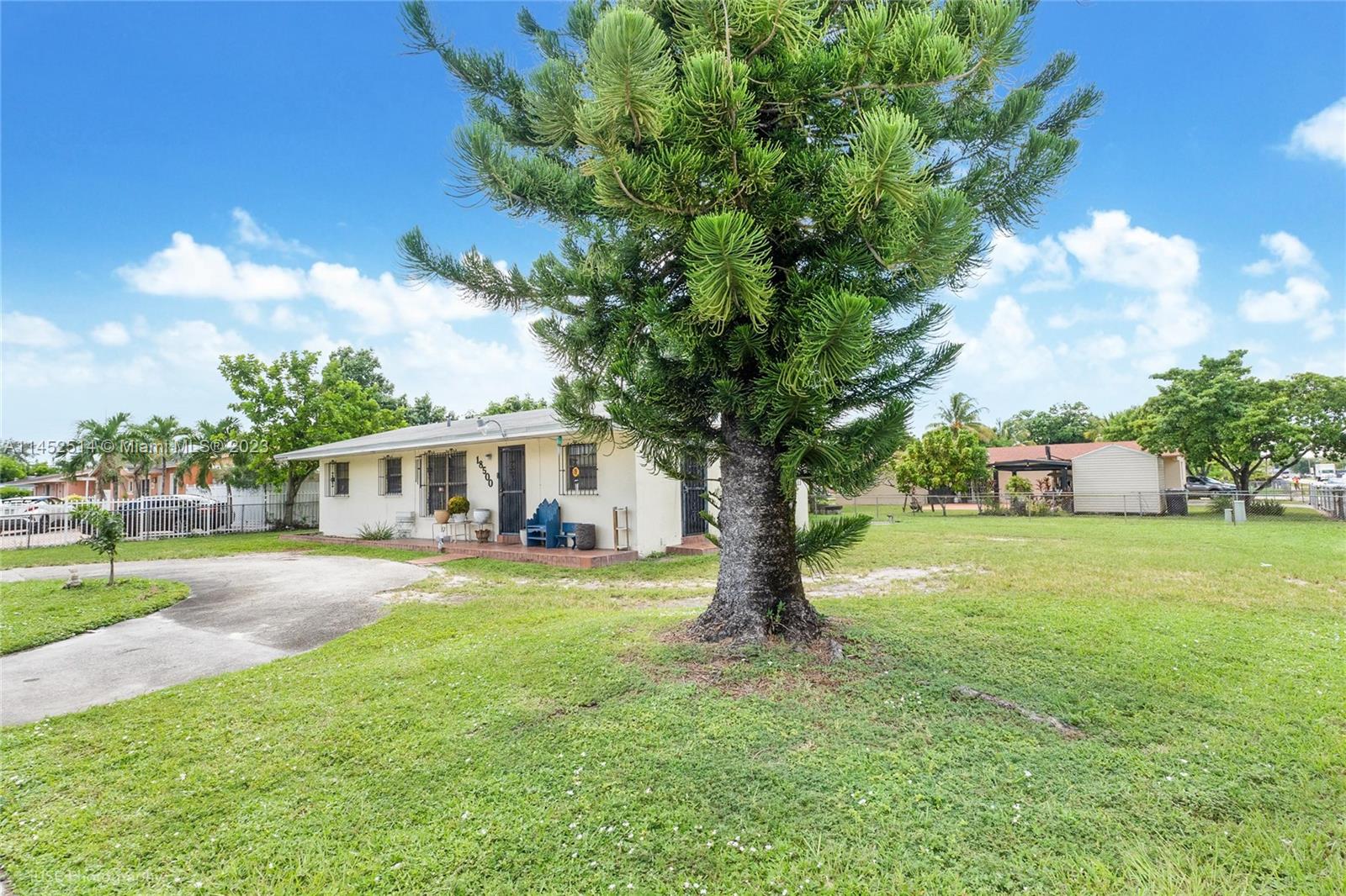 CAROL CITY 6TH ADDN - Residential