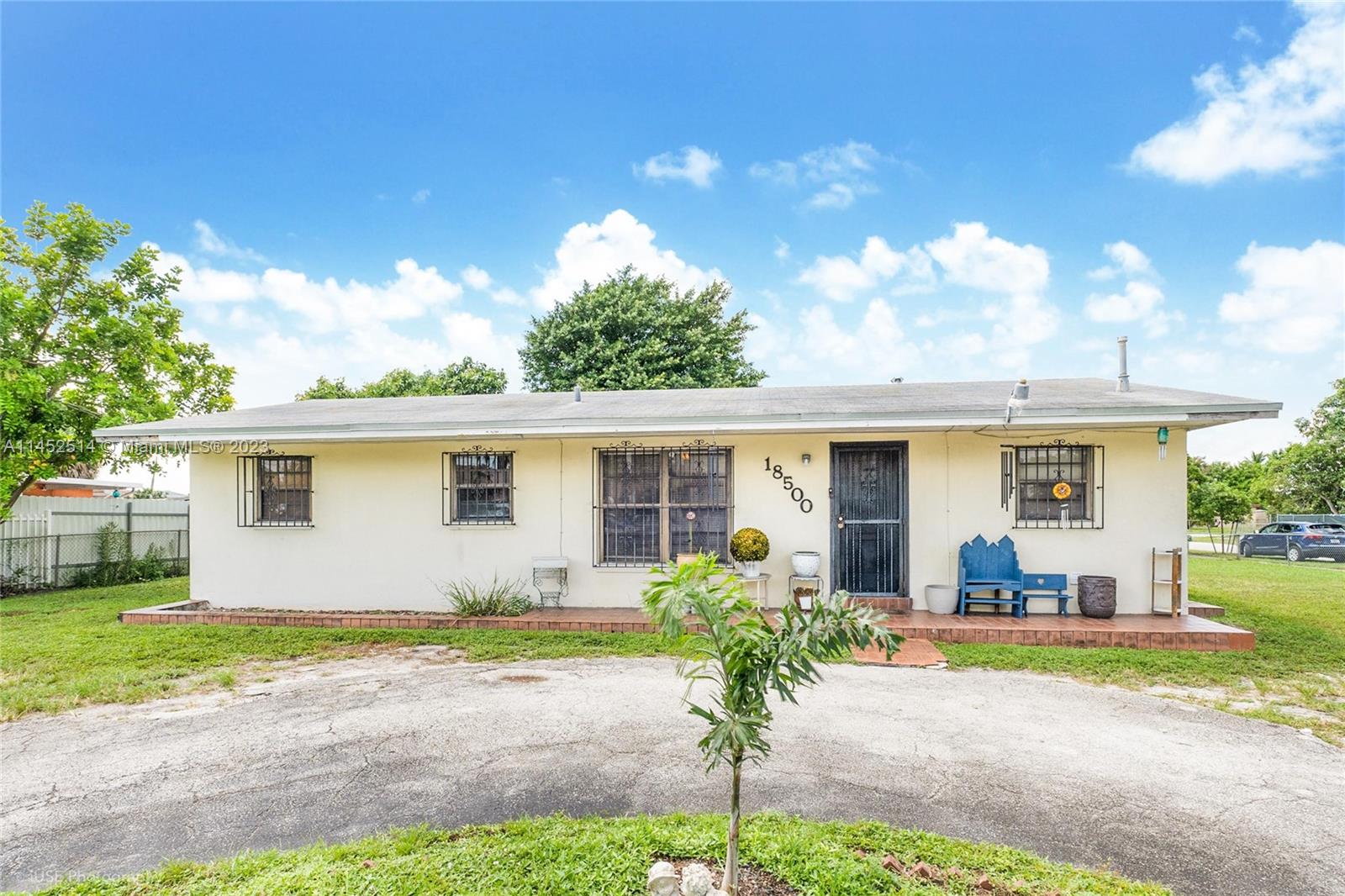 CAROL CITY 6TH ADDN - Residential