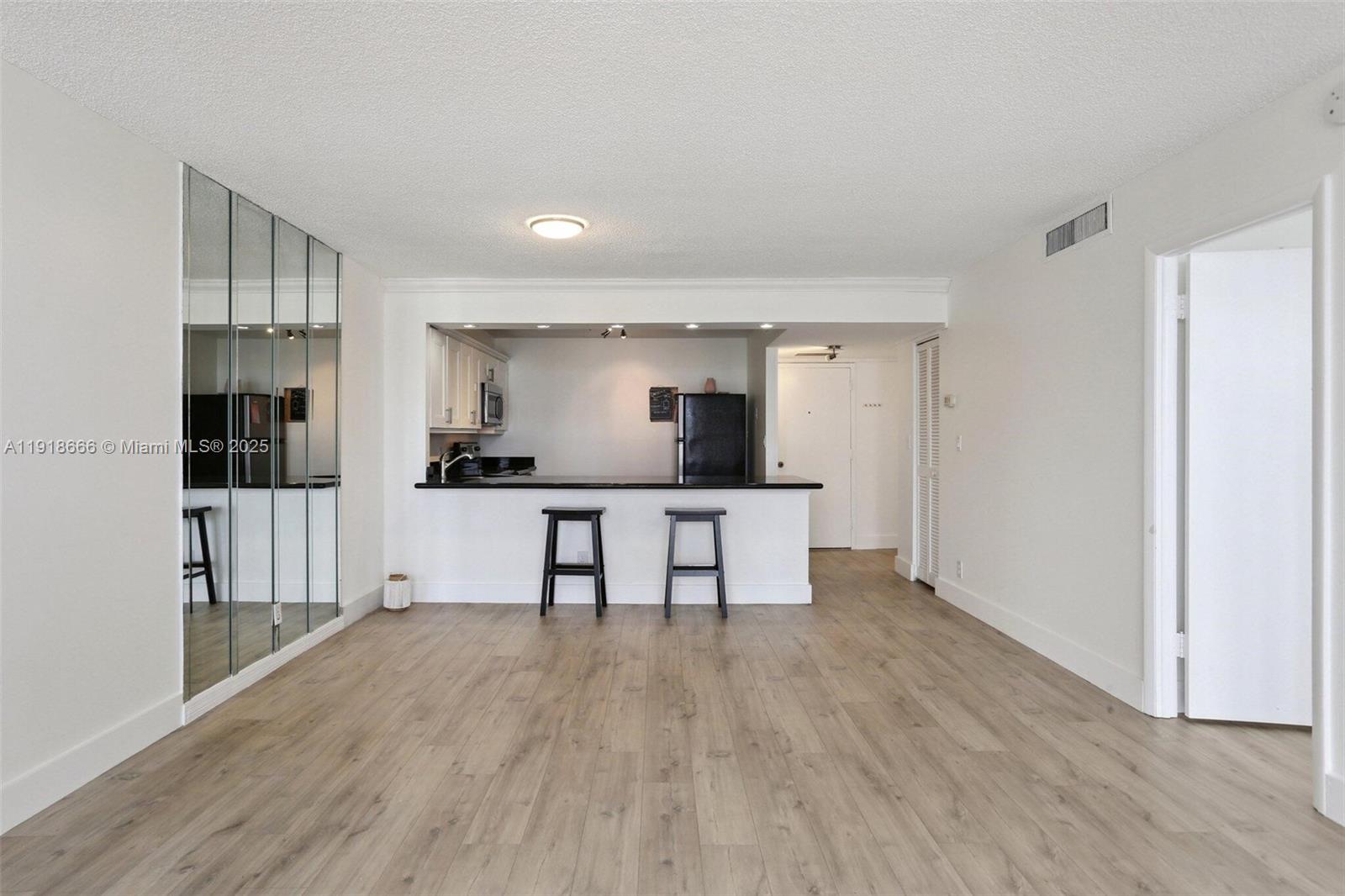GOLDEN HORN SOUTH CONDO - Residential