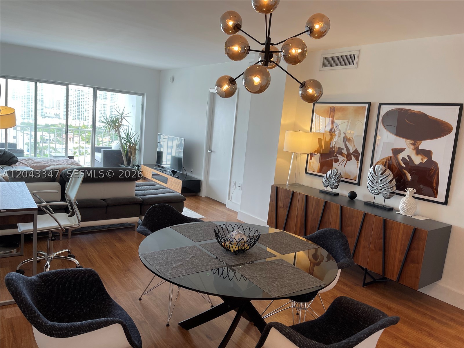 ARLEN HOUSE WEST CONDO - Residential