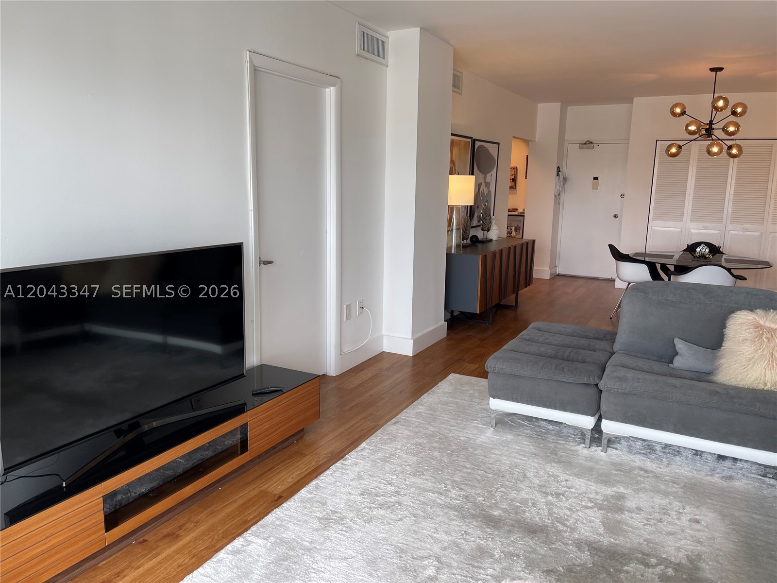ARLEN HOUSE WEST CONDO - Residential