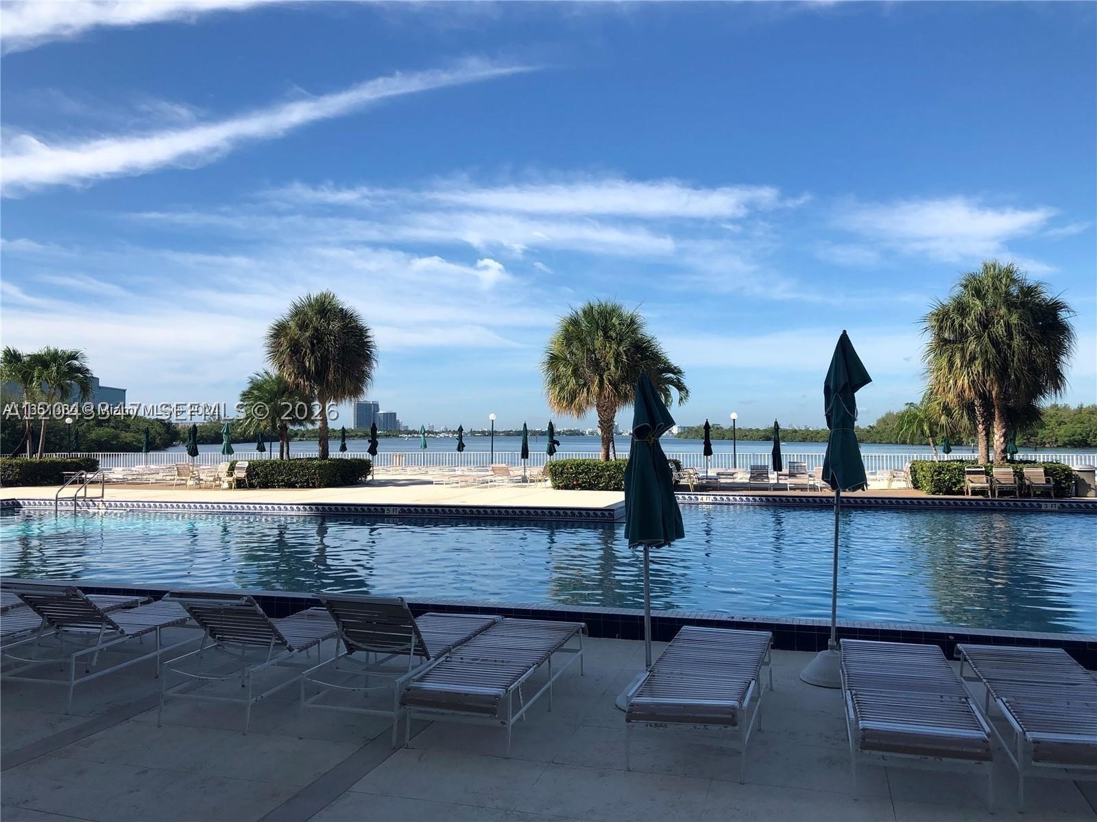 ARLEN HOUSE WEST CONDO - Residential