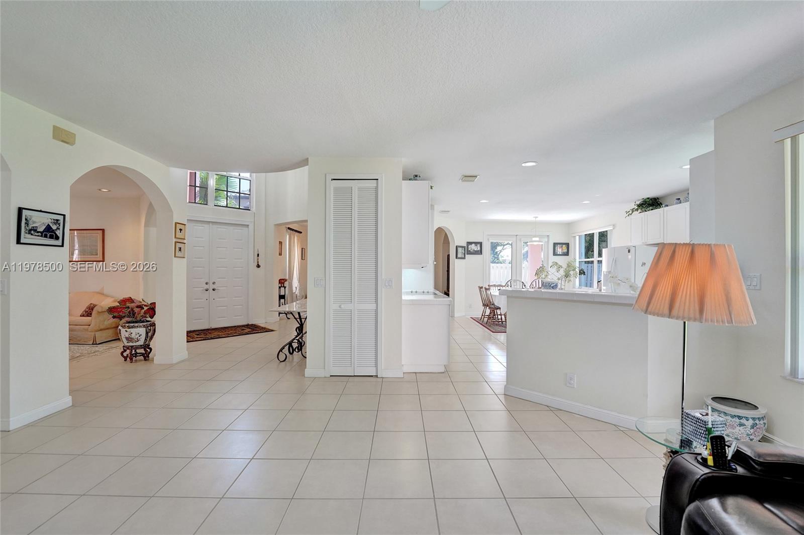 WINDSOR PALMS - Residential