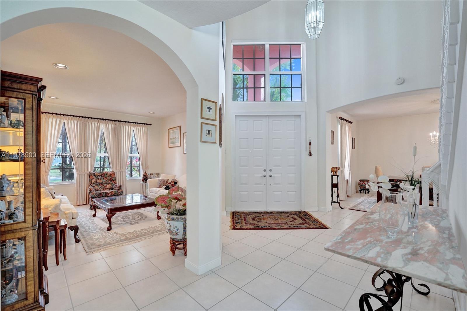 WINDSOR PALMS - Residential