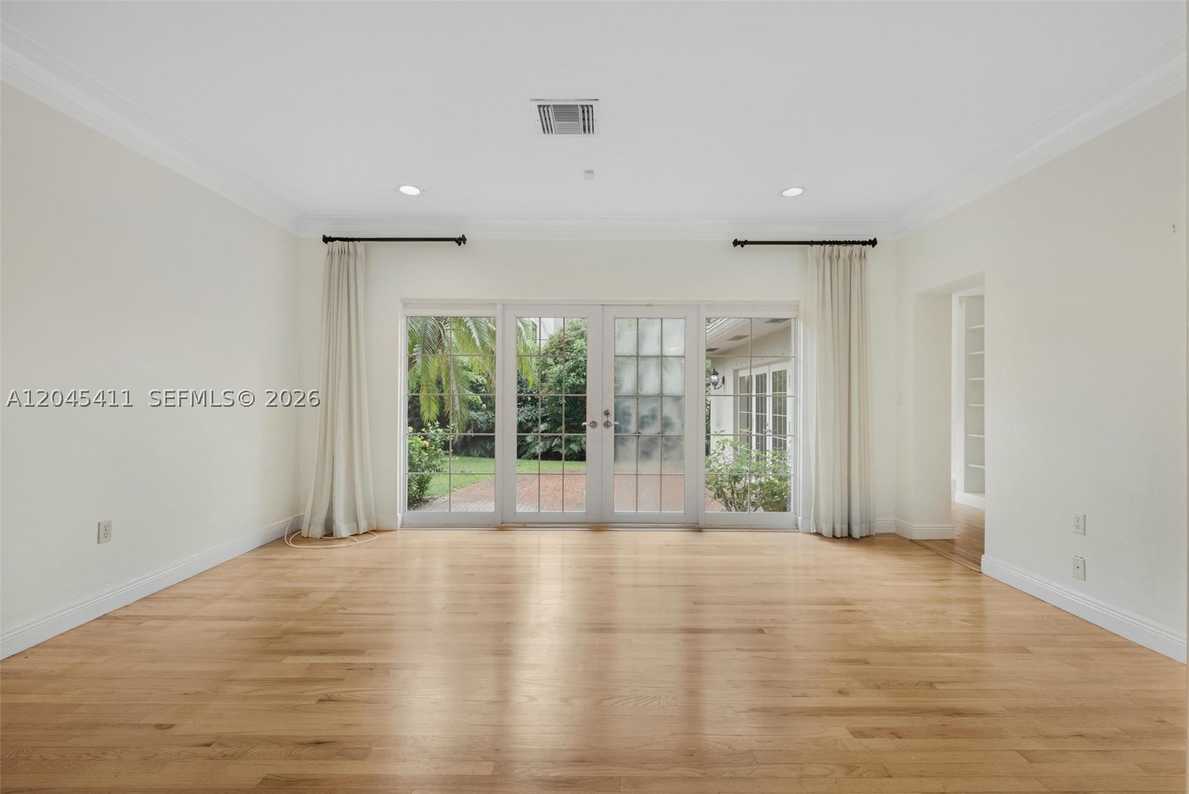 C GAB COUNTRY CLUB SEC 5 - Residential Lease
