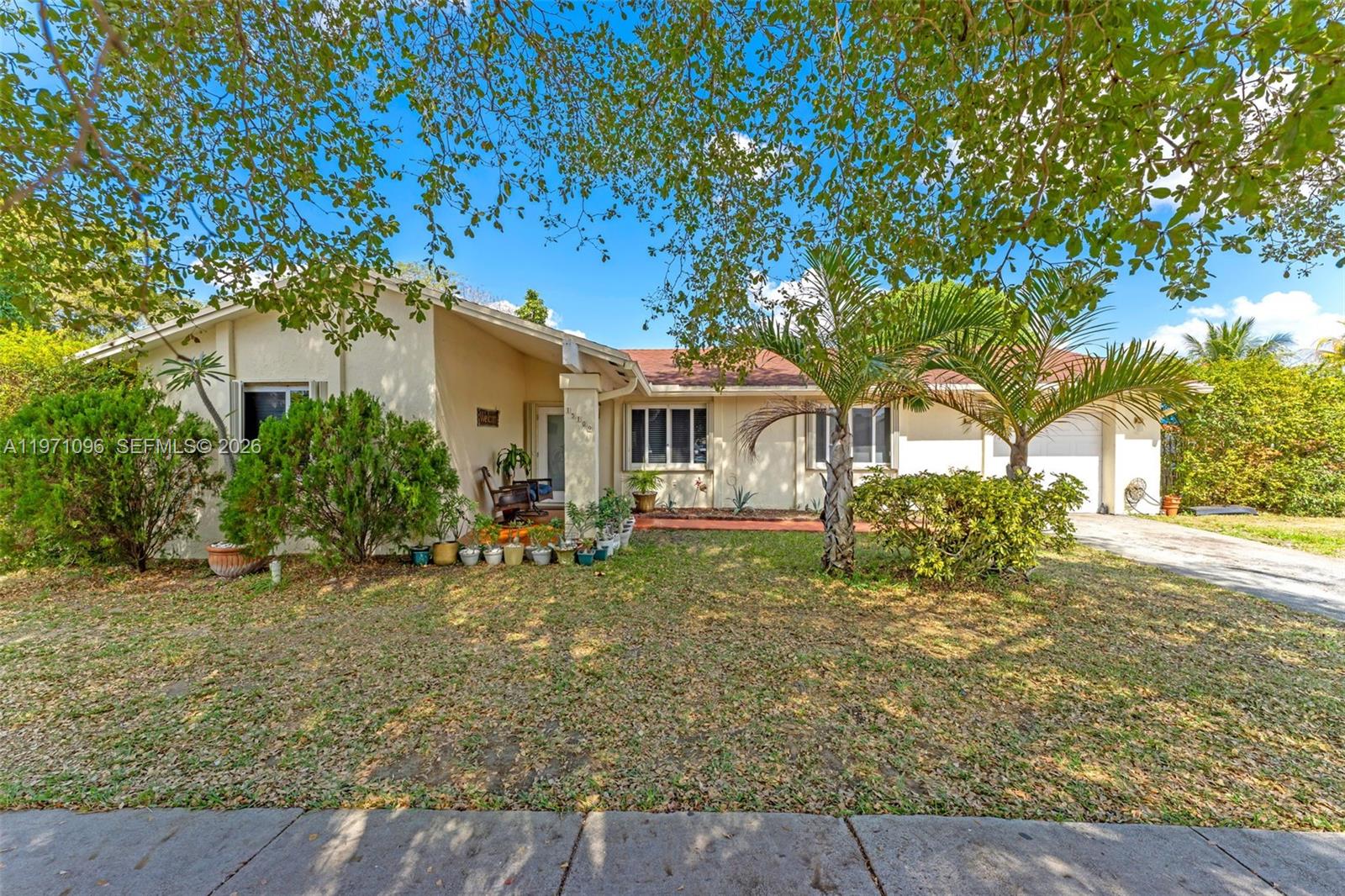 WESTWIND LAKES SEC 1 - Residential