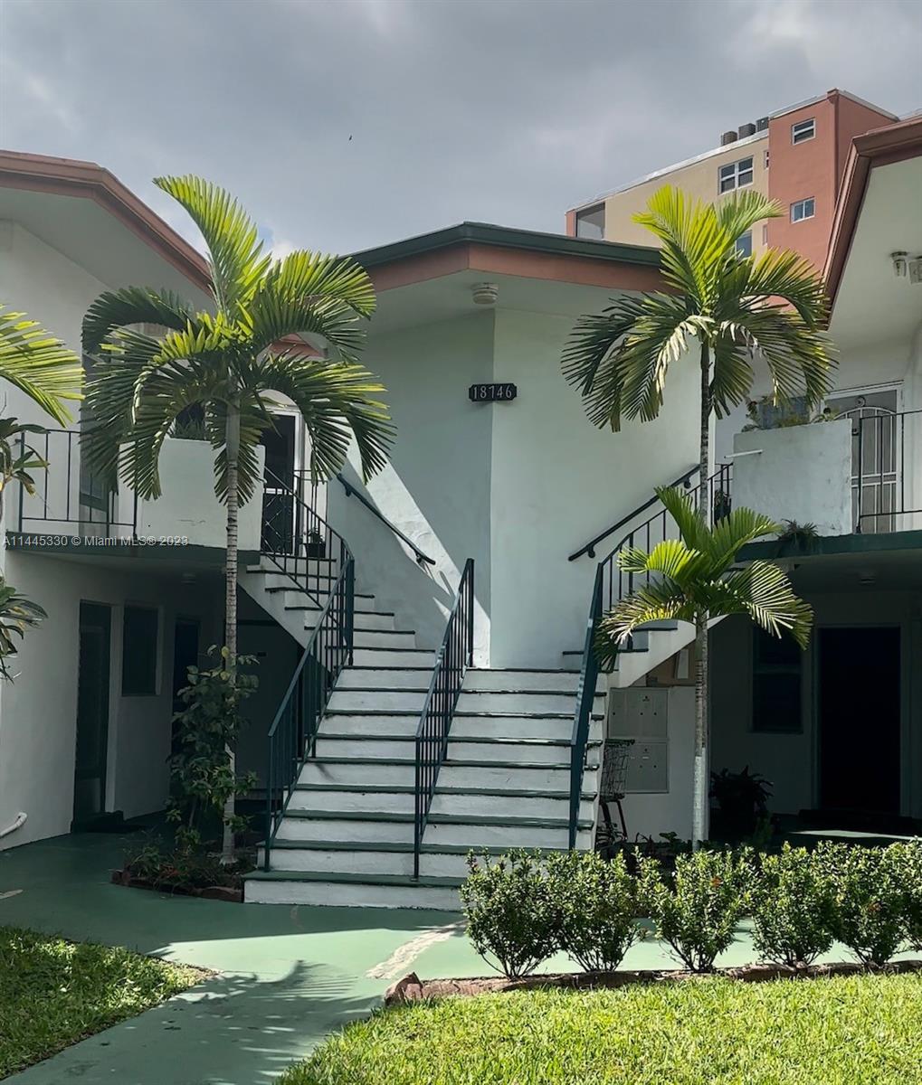 SKY LAKE GARDENS NO 4 CON - Residential