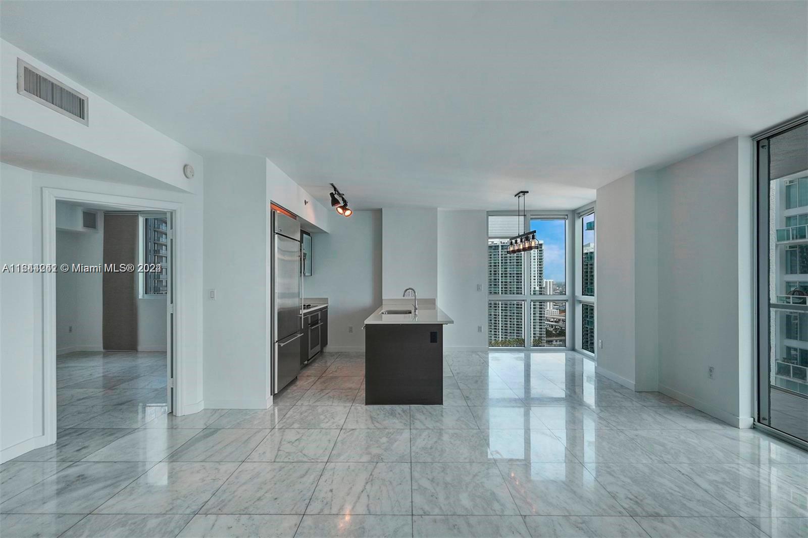 500 BRICKELL WEST CONDO - Residential