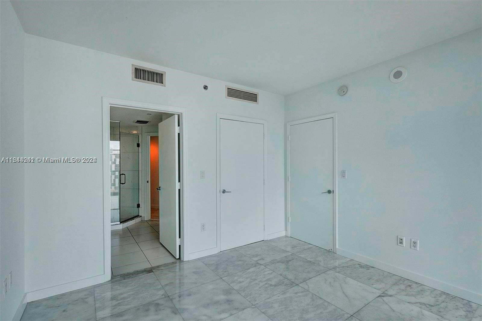 500 BRICKELL WEST CONDO - Residential