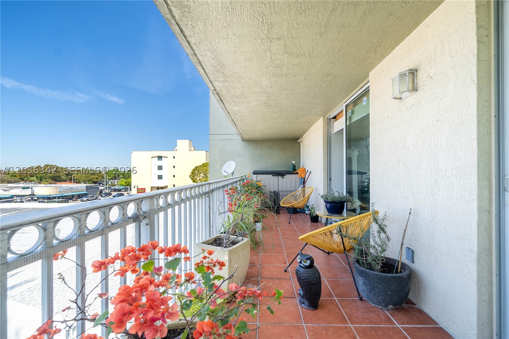 MARBELLA CONDO - Residential