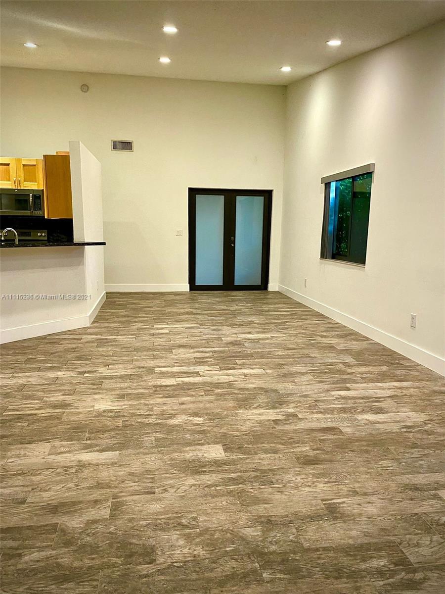 COSTA DEL SOL CONDO F - Residential Lease