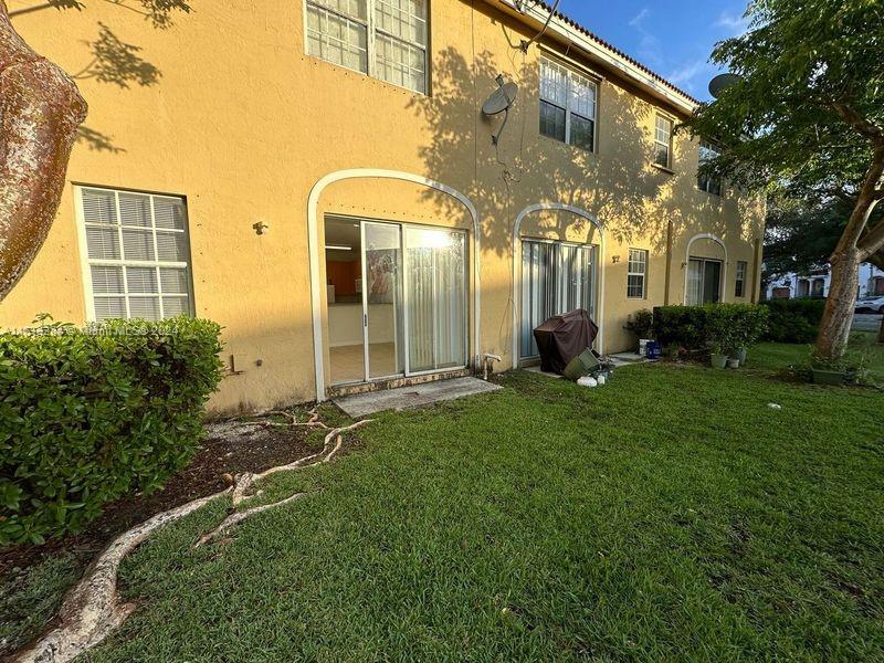 PORTOFINO VILLAS WEST - Residential Lease