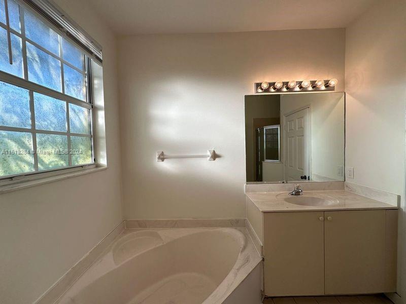 PORTOFINO VILLAS WEST - Residential Lease