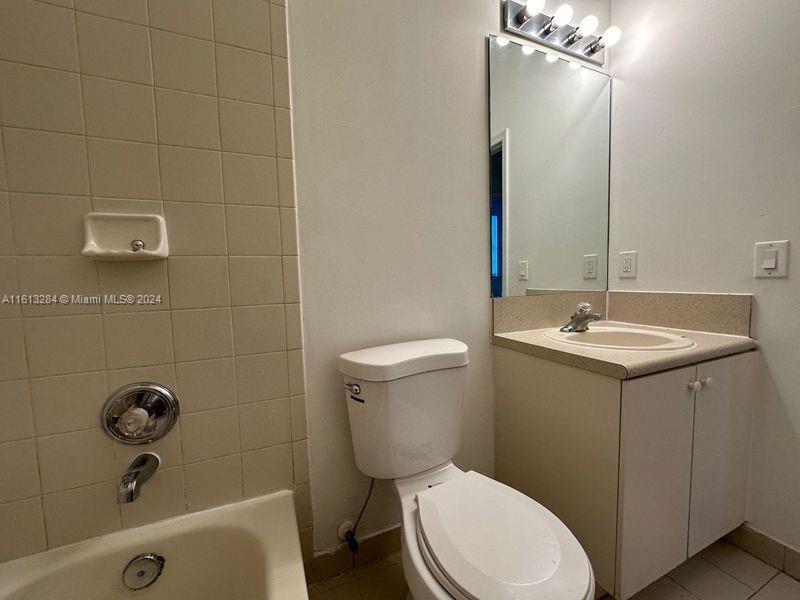 PORTOFINO VILLAS WEST - Residential Lease