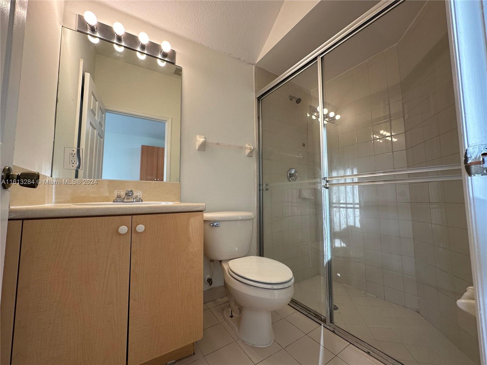 PORTOFINO VILLAS WEST - Residential Lease