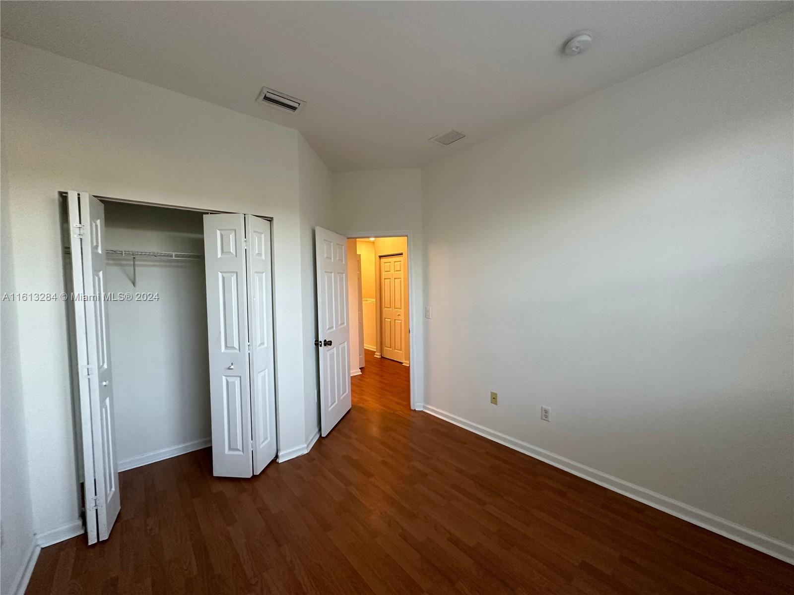 PORTOFINO VILLAS WEST - Residential Lease