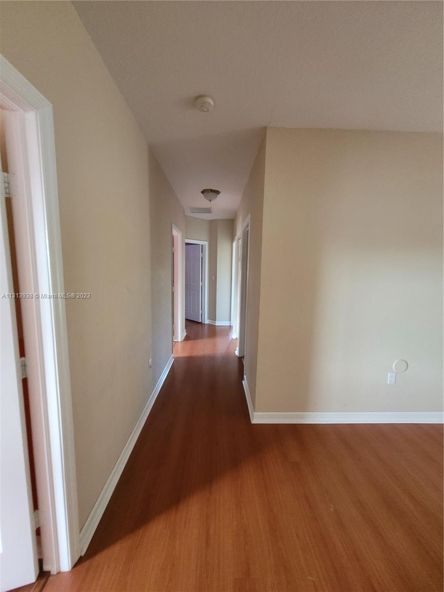 LAKES BY THE BAY AMBER - Residential Lease