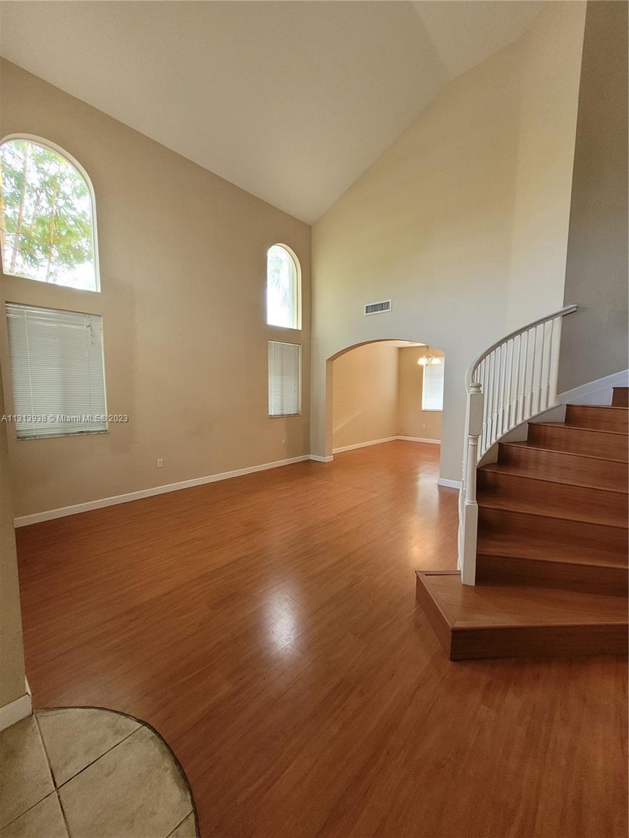 LAKES BY THE BAY AMBER - Residential Lease