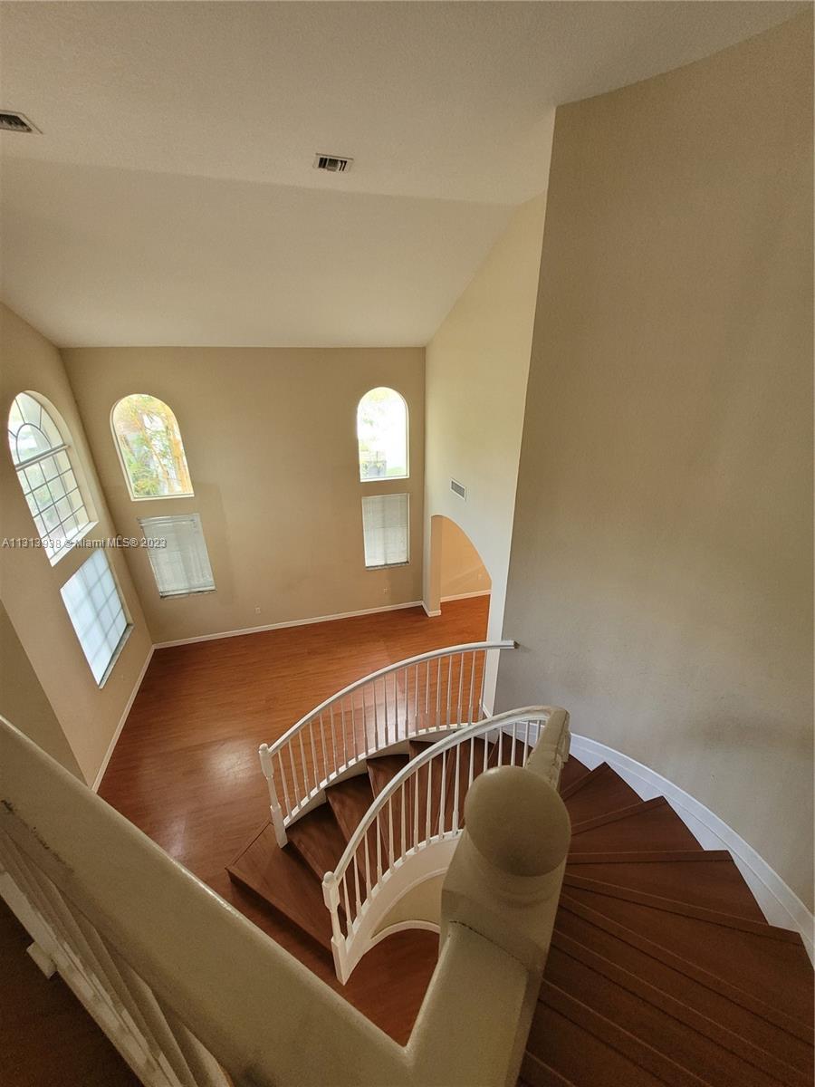 LAKES BY THE BAY AMBER - Residential Lease