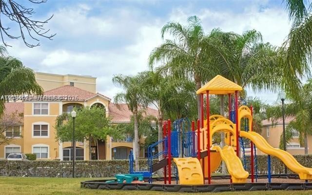 CLUB CARIBE CONDO - Residential Lease