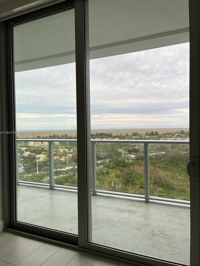 METROPICA NORTH TOWER ONE - Residential