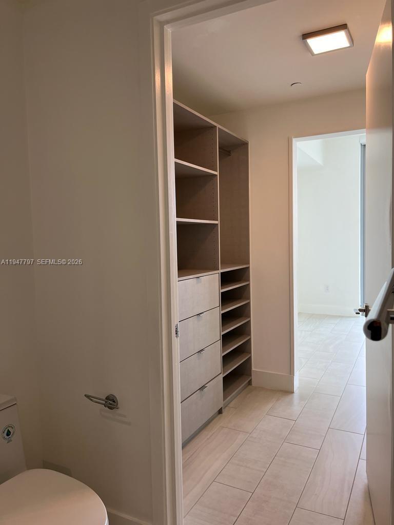 METROPICA NORTH TOWER ONE - Residential