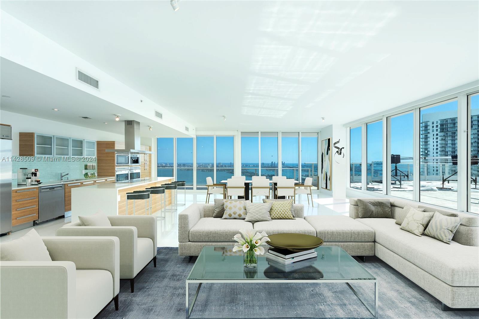 PARAMOUNT BAY CONDO - Residential