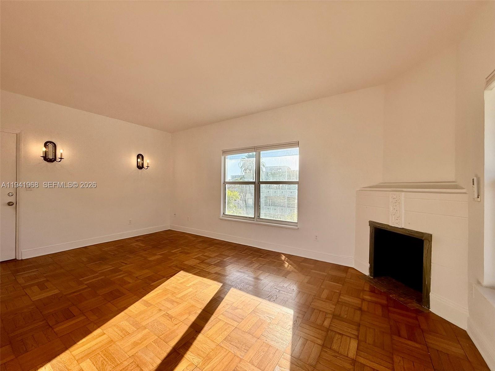 GARDEN SUB AMD PL - Residential Lease