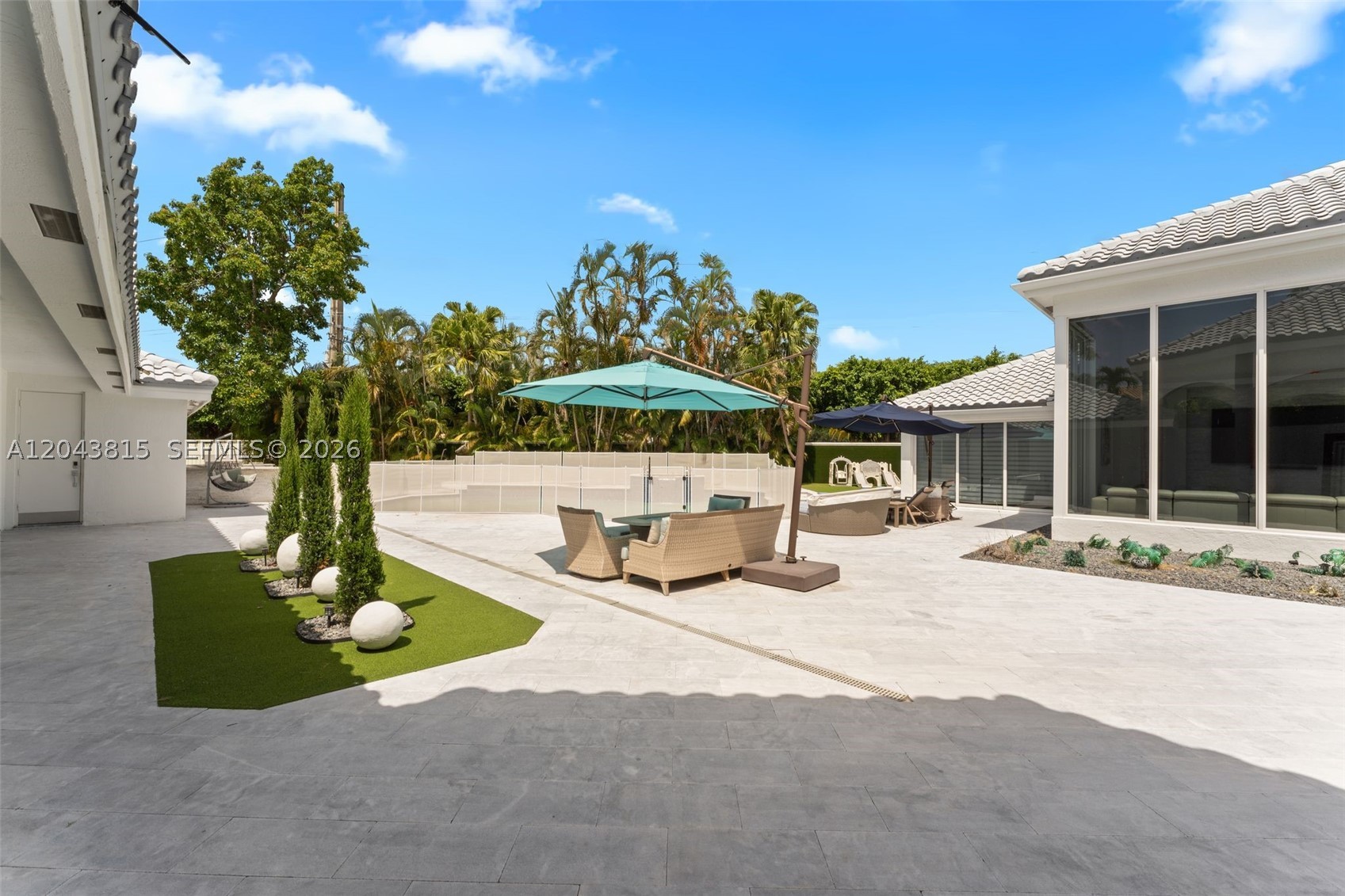 GRAND OAKS OF ARVIDA COUN - Residential Lease