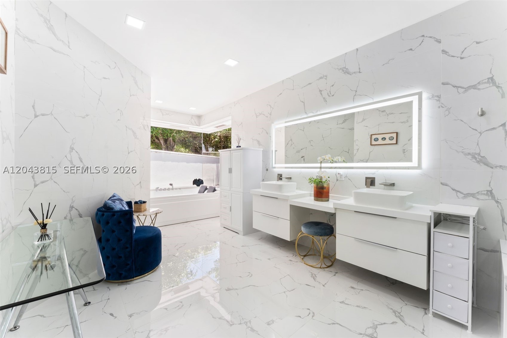 GRAND OAKS OF ARVIDA COUN - Residential Lease