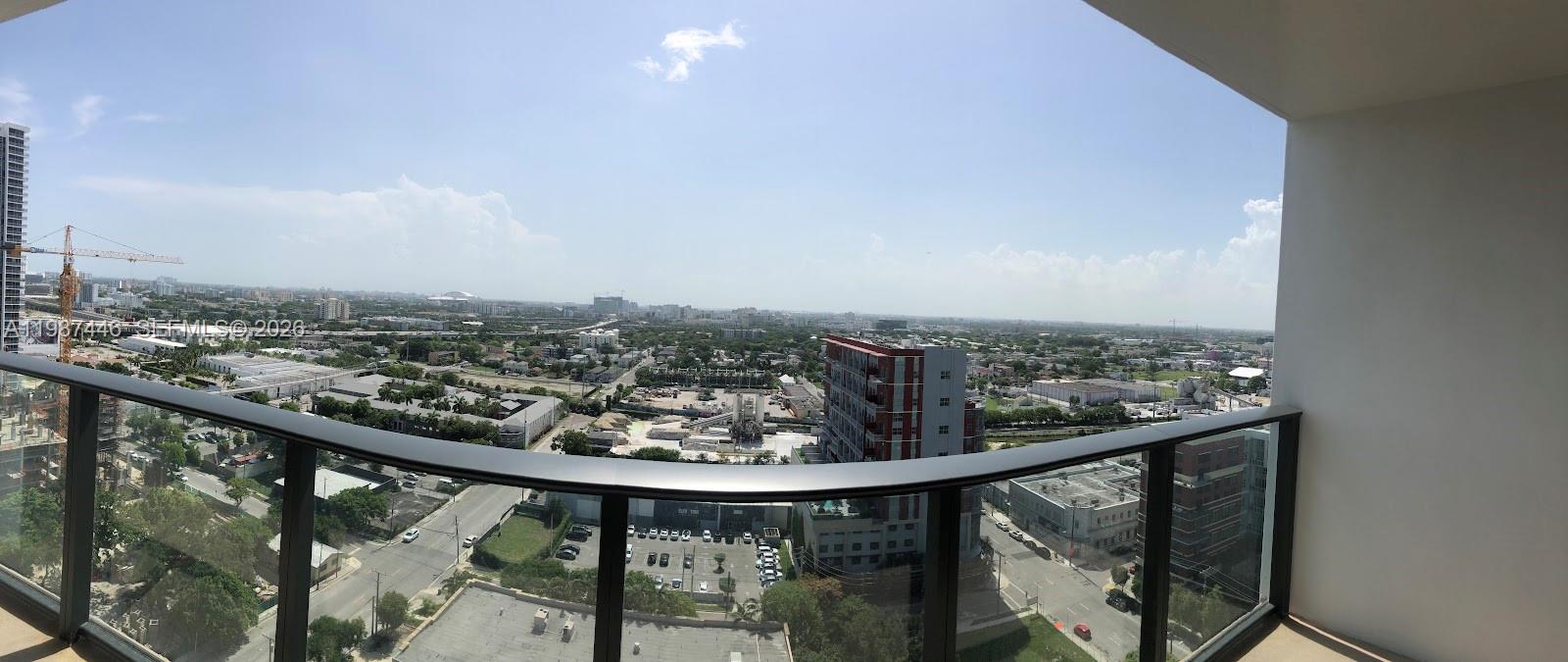CANVAS CONDO - Residential