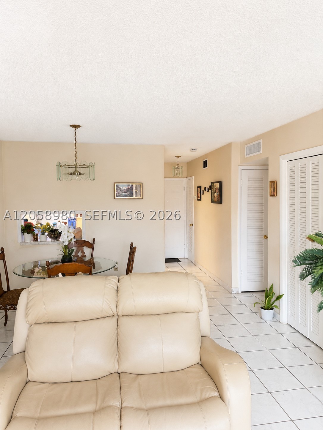 PALM SPRINGS GARDENS BLDG - Residential