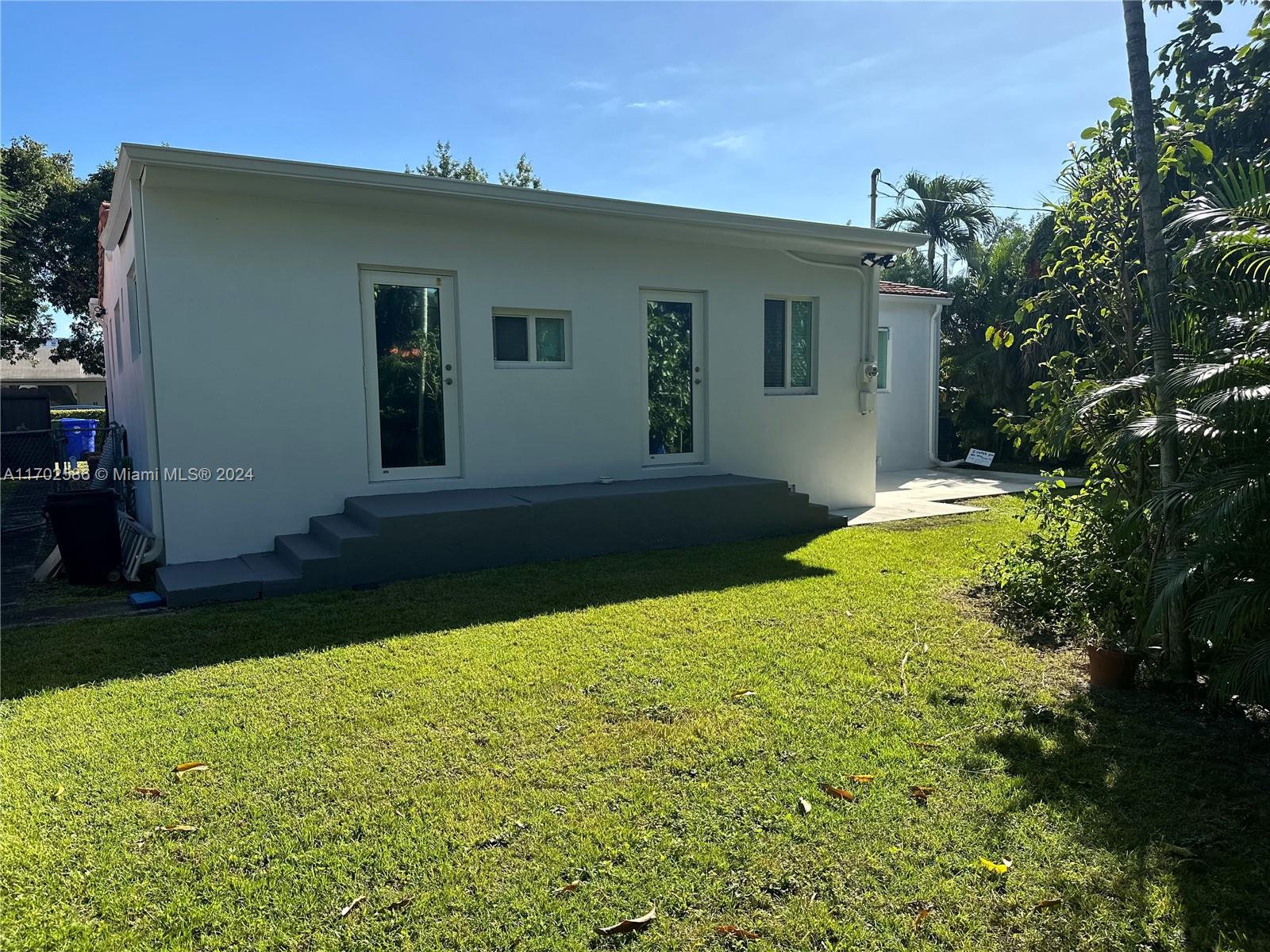 CHURCHILL ESTATES - Residential Lease