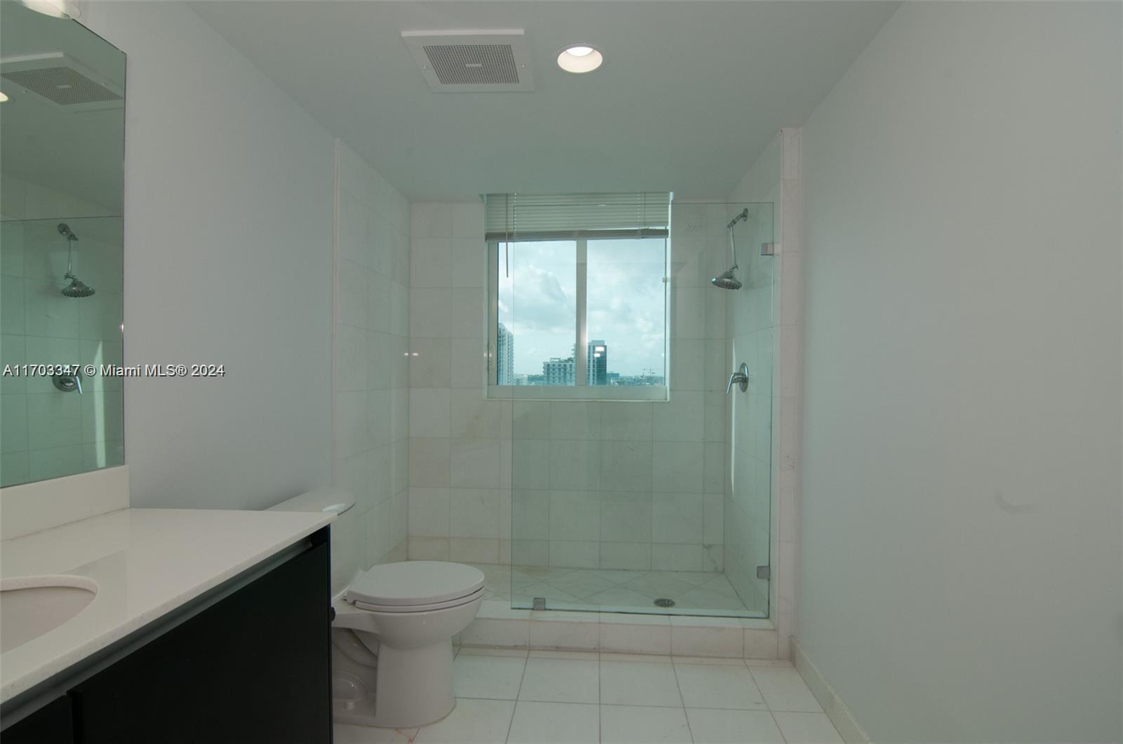 ONYX ON THE BAY CONDO - Residential Lease